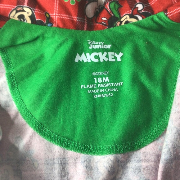 Mickey Mouse Christmas flame resistant size 18mo. - Picture 4 of 7
